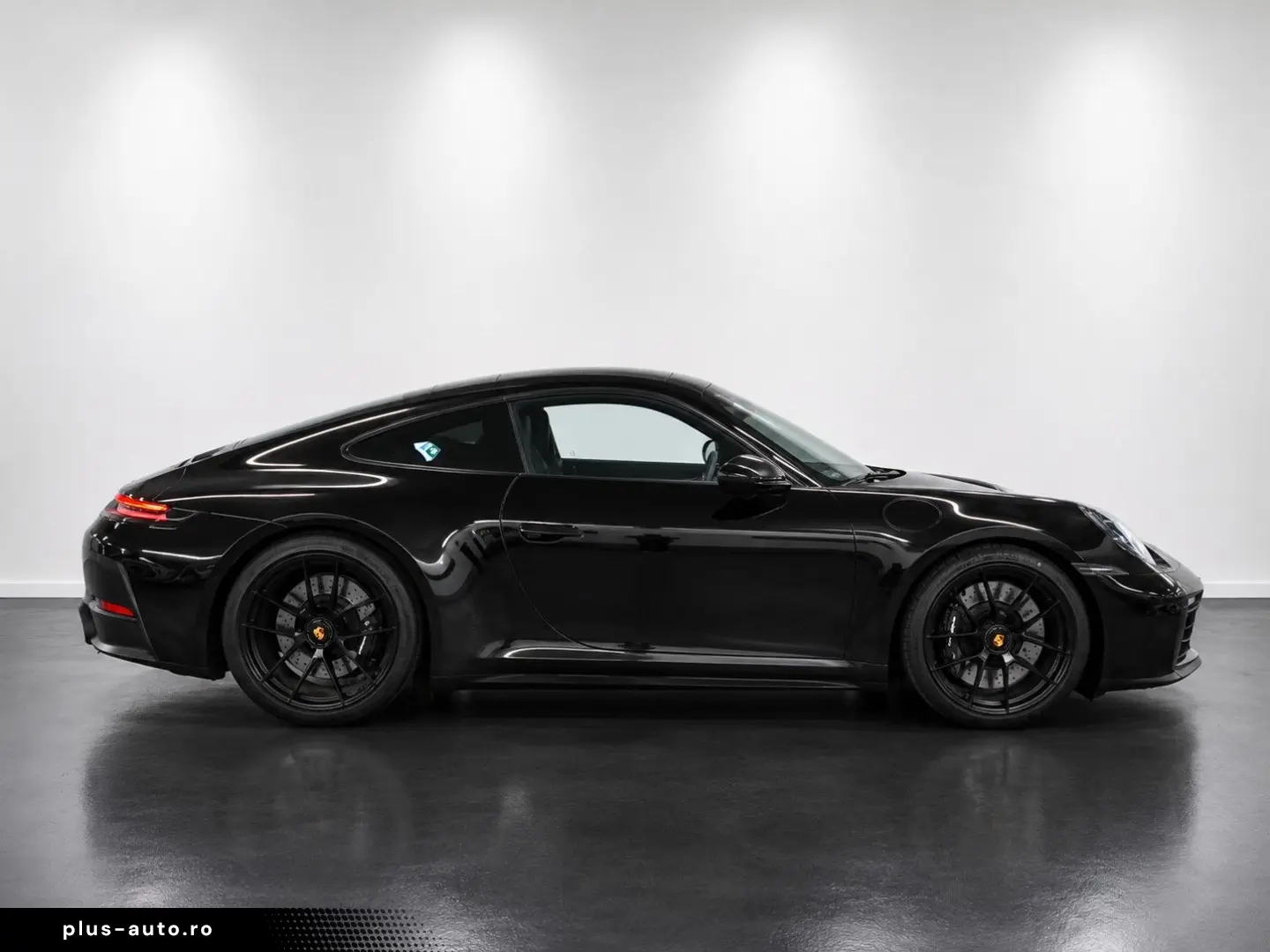 PORSCHE 911 Carrera GTS T-Hybrid