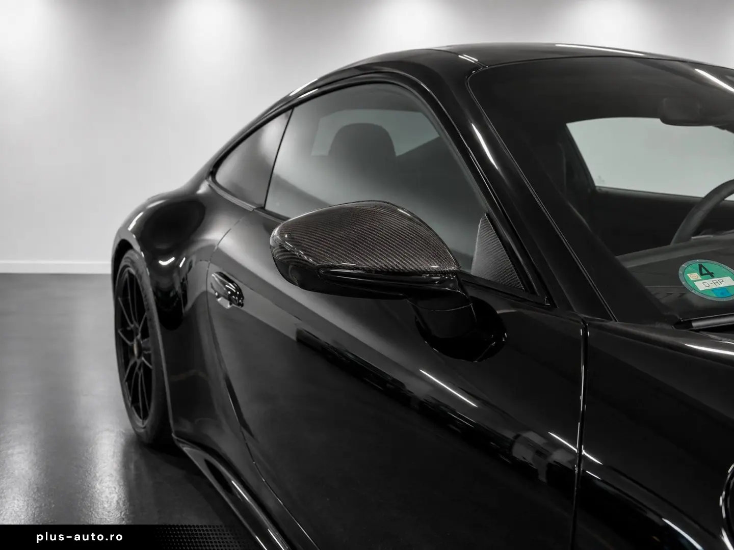 PORSCHE 911 Carrera GTS T-Hybrid