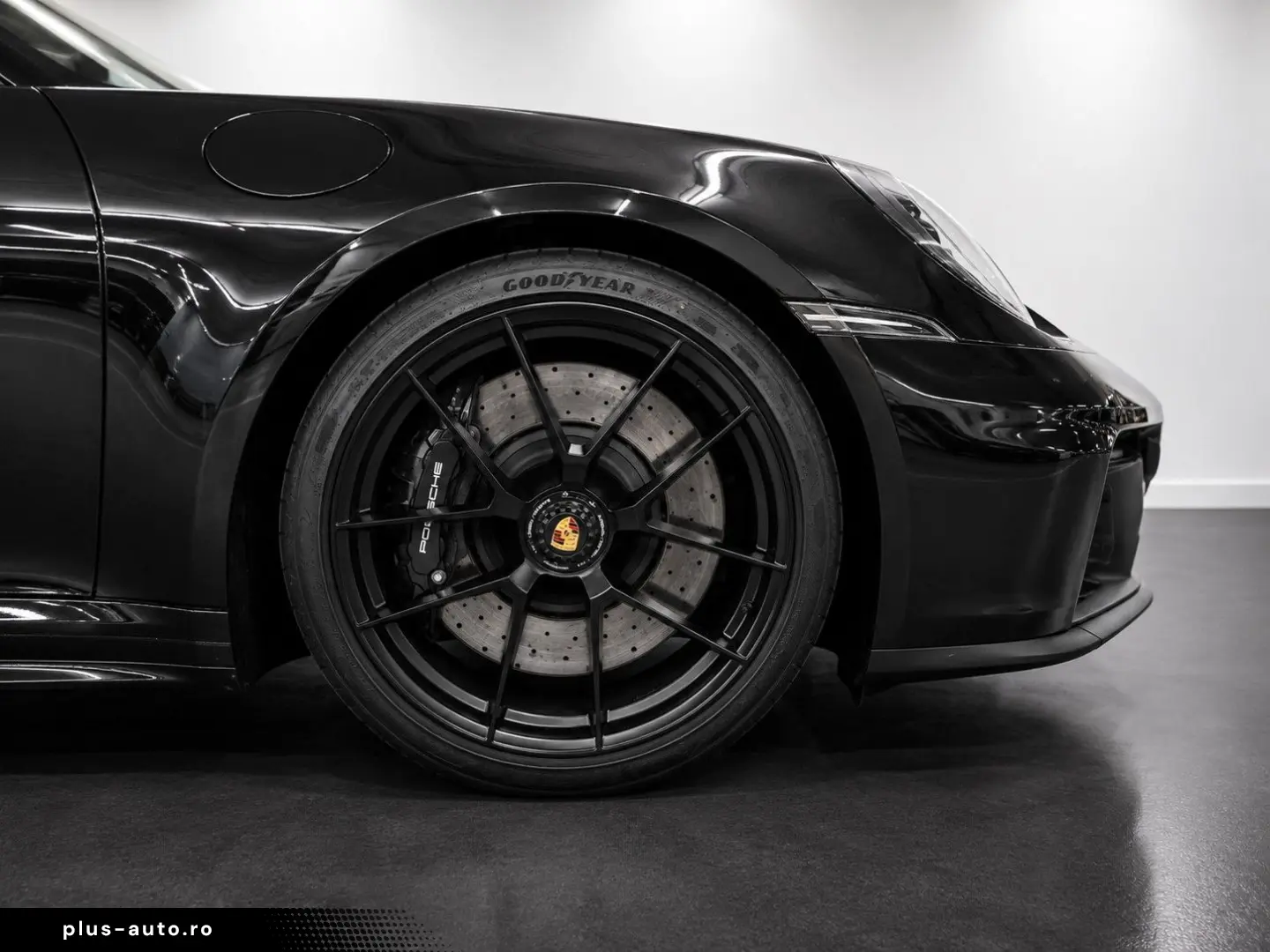 PORSCHE 911 Carrera GTS T-Hybrid