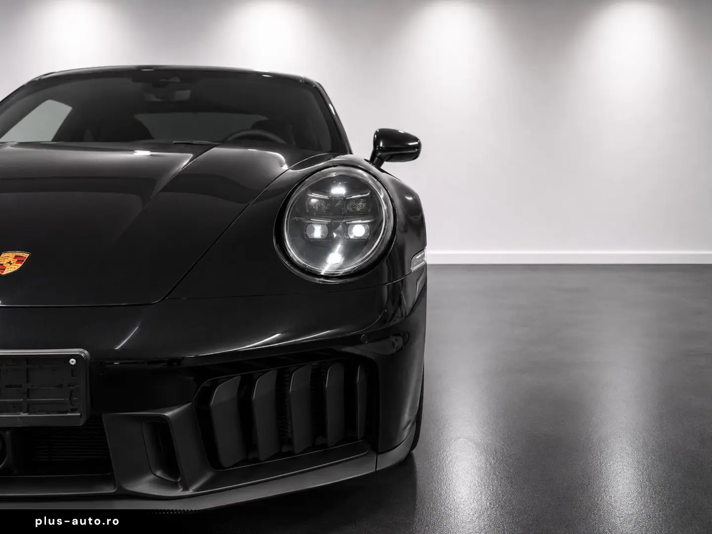 PORSCHE 911 Carrera GTS T-Hybrid