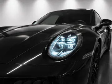 PORSCHE 911 Carrera GTS T-Hybrid