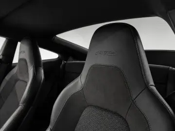 PORSCHE 911 Carrera GTS T-Hybrid