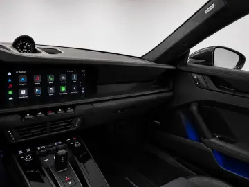 PORSCHE 911 Carrera GTS T-Hybrid