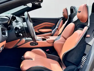ASTON MARTIN V12 Vantage  Q -Options  118 of 249 limited