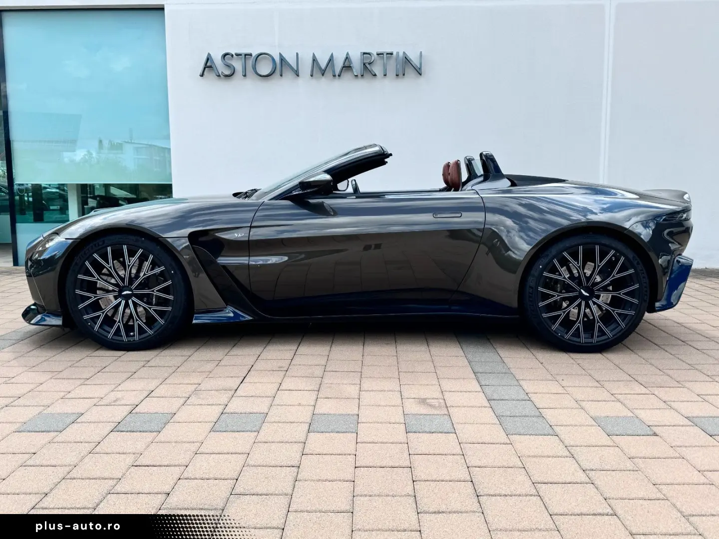 ASTON MARTIN V12 Vantage  Q -Options  118 of 249 limited