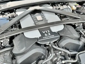 ASTON MARTIN V12 Vantage  Q -Options  118 of 249 limited
