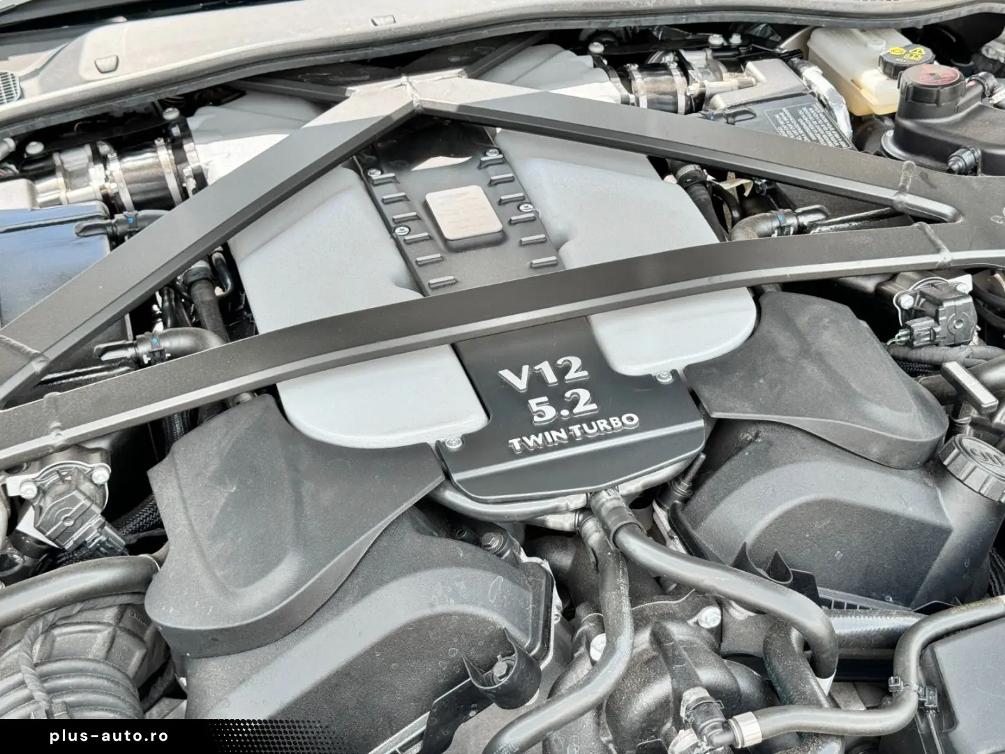 ASTON MARTIN V12 Vantage  Q -Options  118 of 249 limited