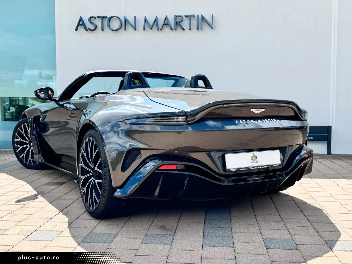 ASTON MARTIN V12 Vantage  Q -Options  118 of 249 limited