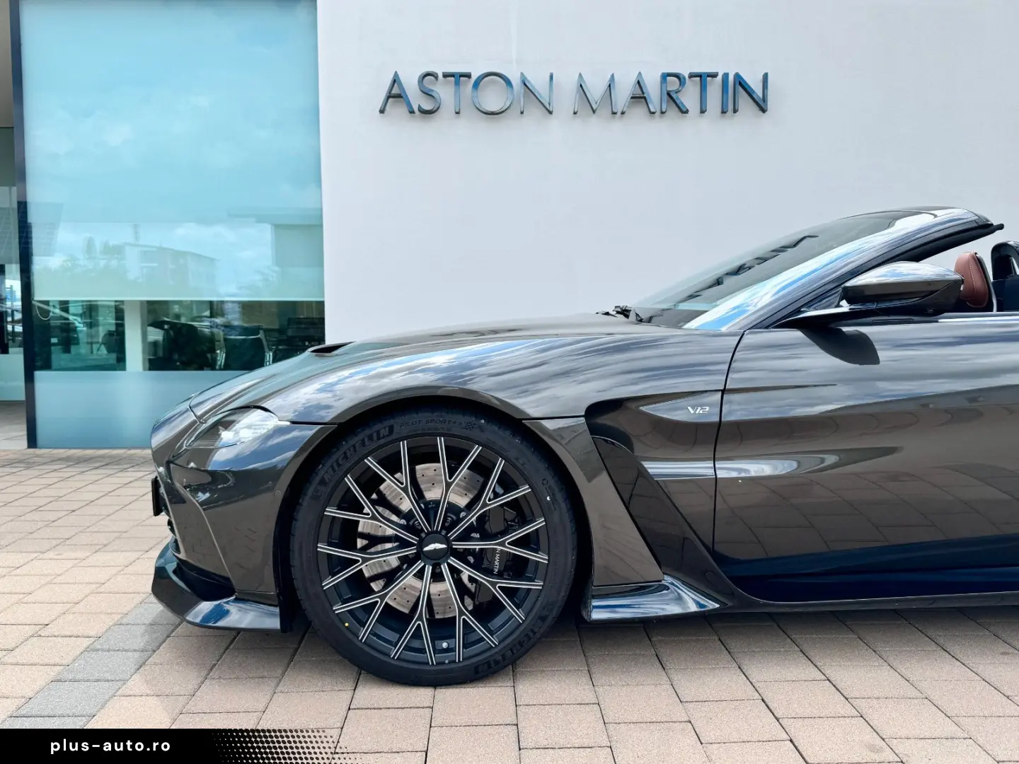 ASTON MARTIN V12 Vantage  Q -Options  118 of 249 limited