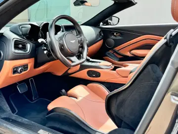 ASTON MARTIN V12 Vantage  Q -Options  118 of 249 limited