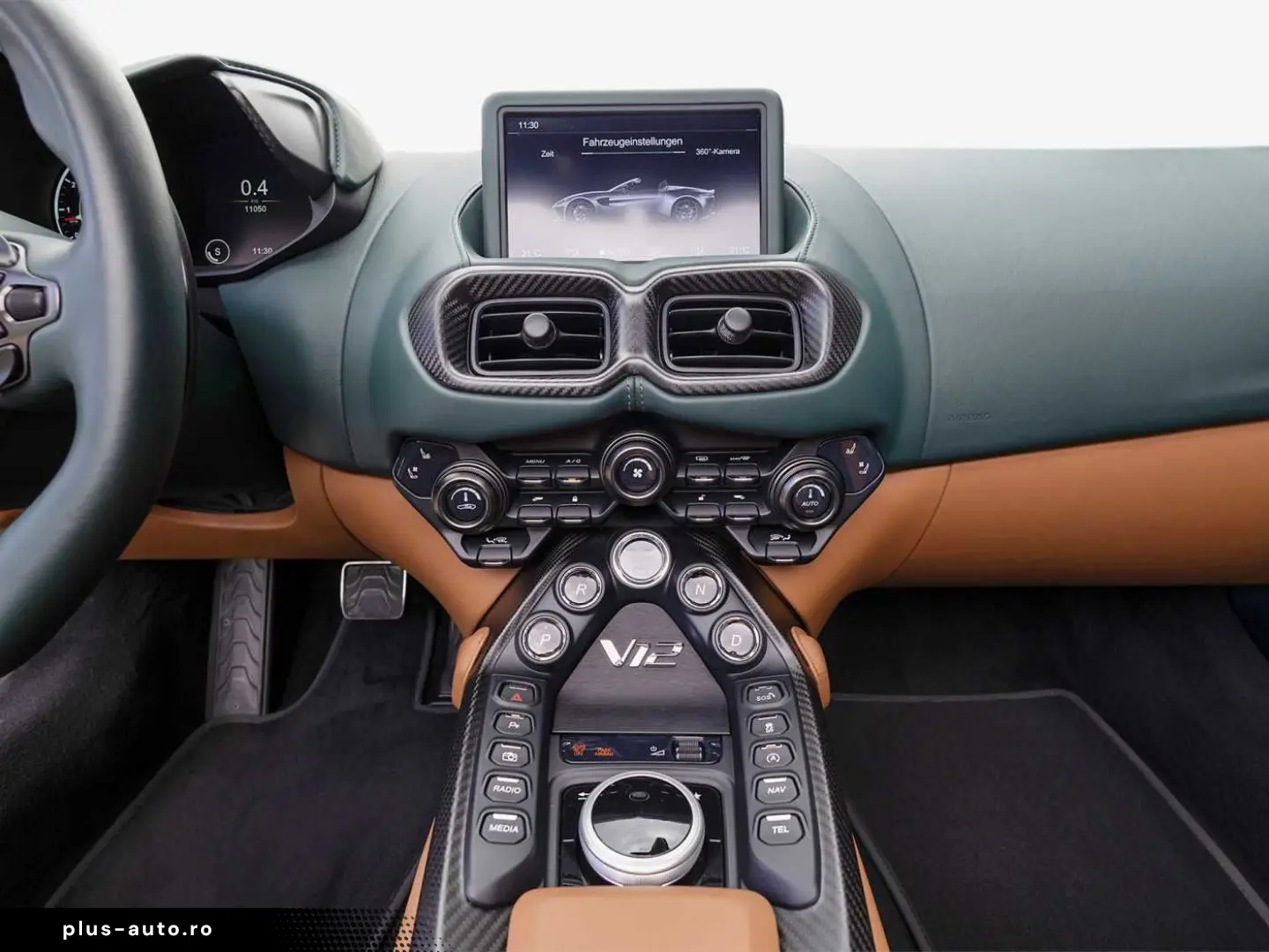 ASTON MARTIN V12 Vantage Roadster -Racing Green-