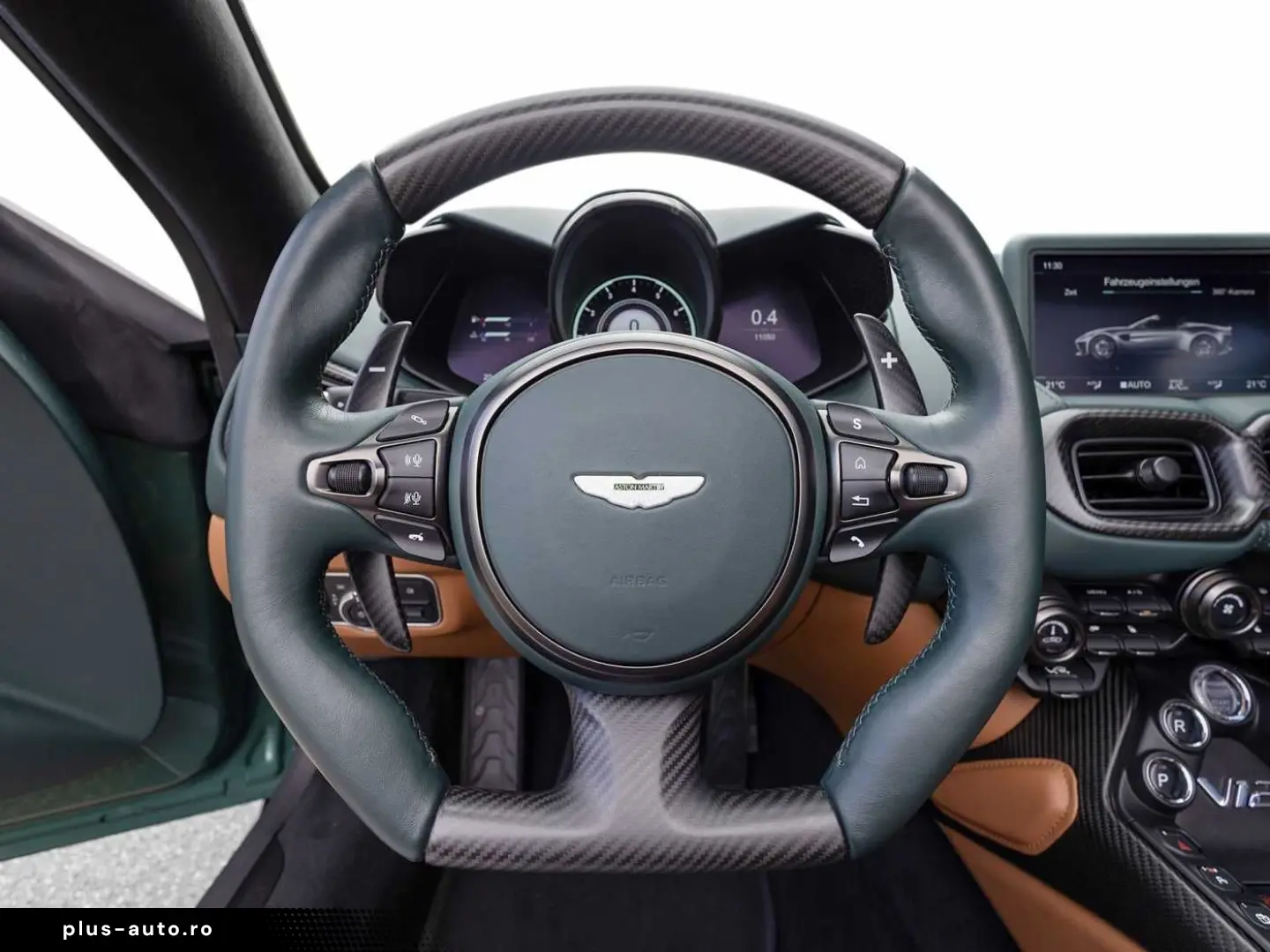 ASTON MARTIN V12 Vantage Roadster -Racing Green-