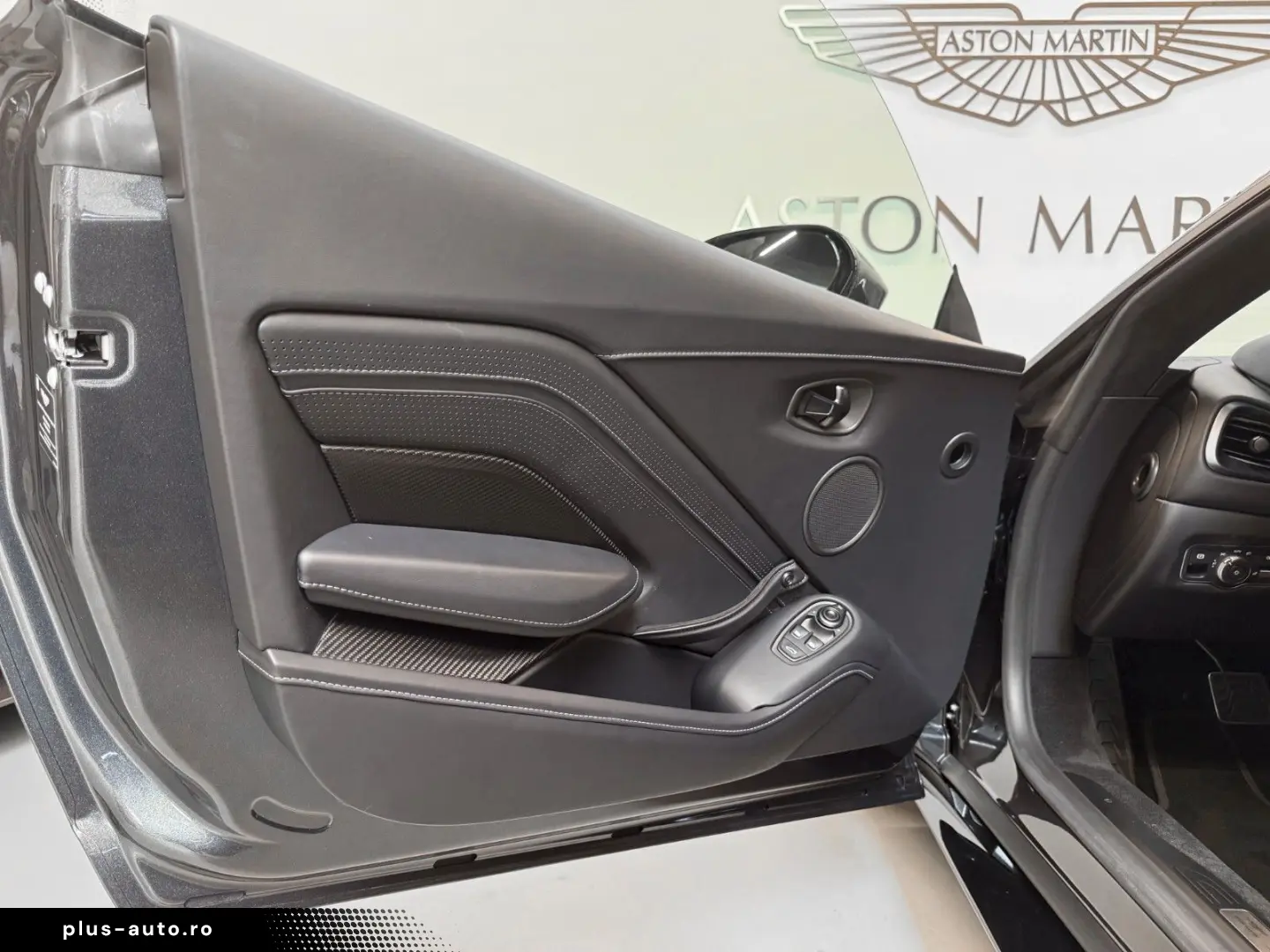 ASTON MARTIN Coupe   Aston Martin Brussels