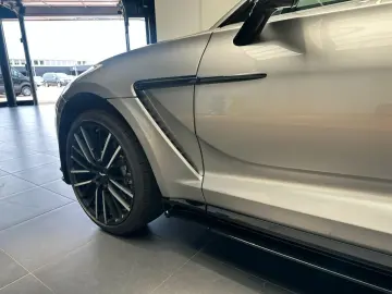 ASTON MARTIN DBX707-Aluminite Silver-Standheizung-Leder