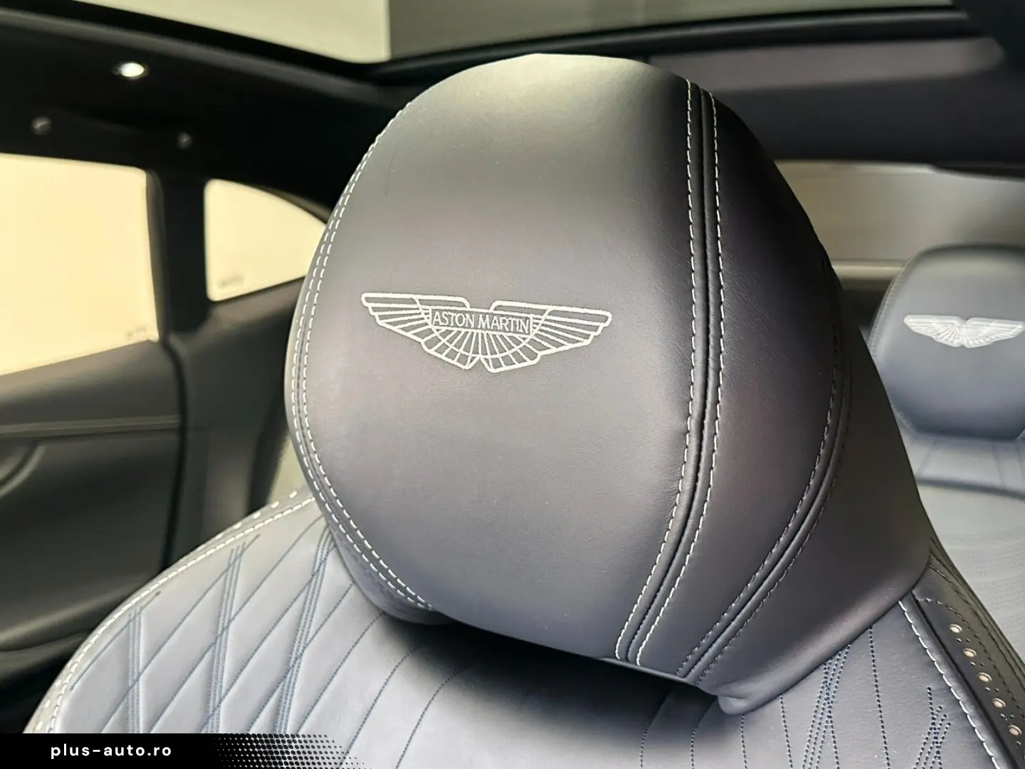 ASTON MARTIN DBX707-Aluminite Silver-Standheizung-Leder