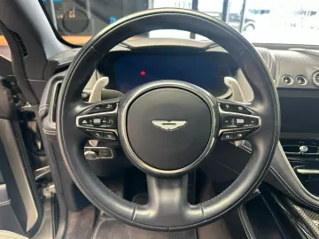 ASTON MARTIN DBX707-Aluminite Silver-Standheizung-Leder
