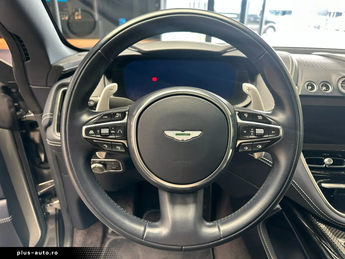 ASTON MARTIN DBX707-Aluminite Silver-Standheizung-Leder