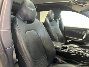 ASTON MARTIN DBX707-Aluminite Silver-Standheizung-Leder