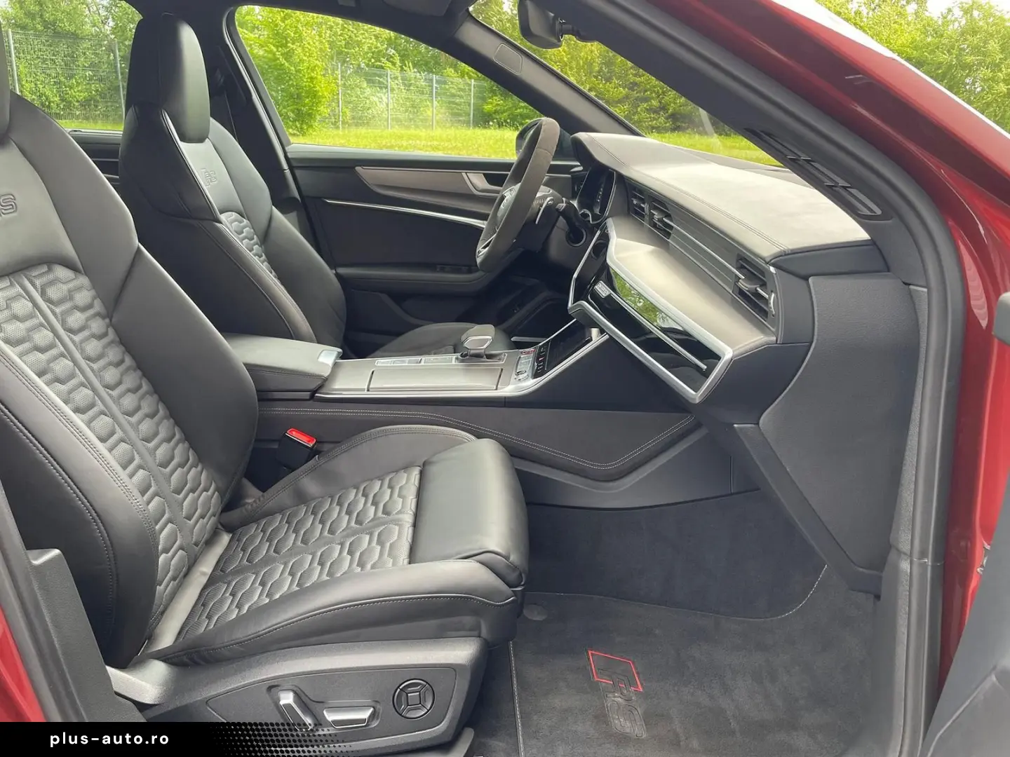 AUDI RS6 Avant quattro 4 0 V8 TFSI Panorama STANDHZ