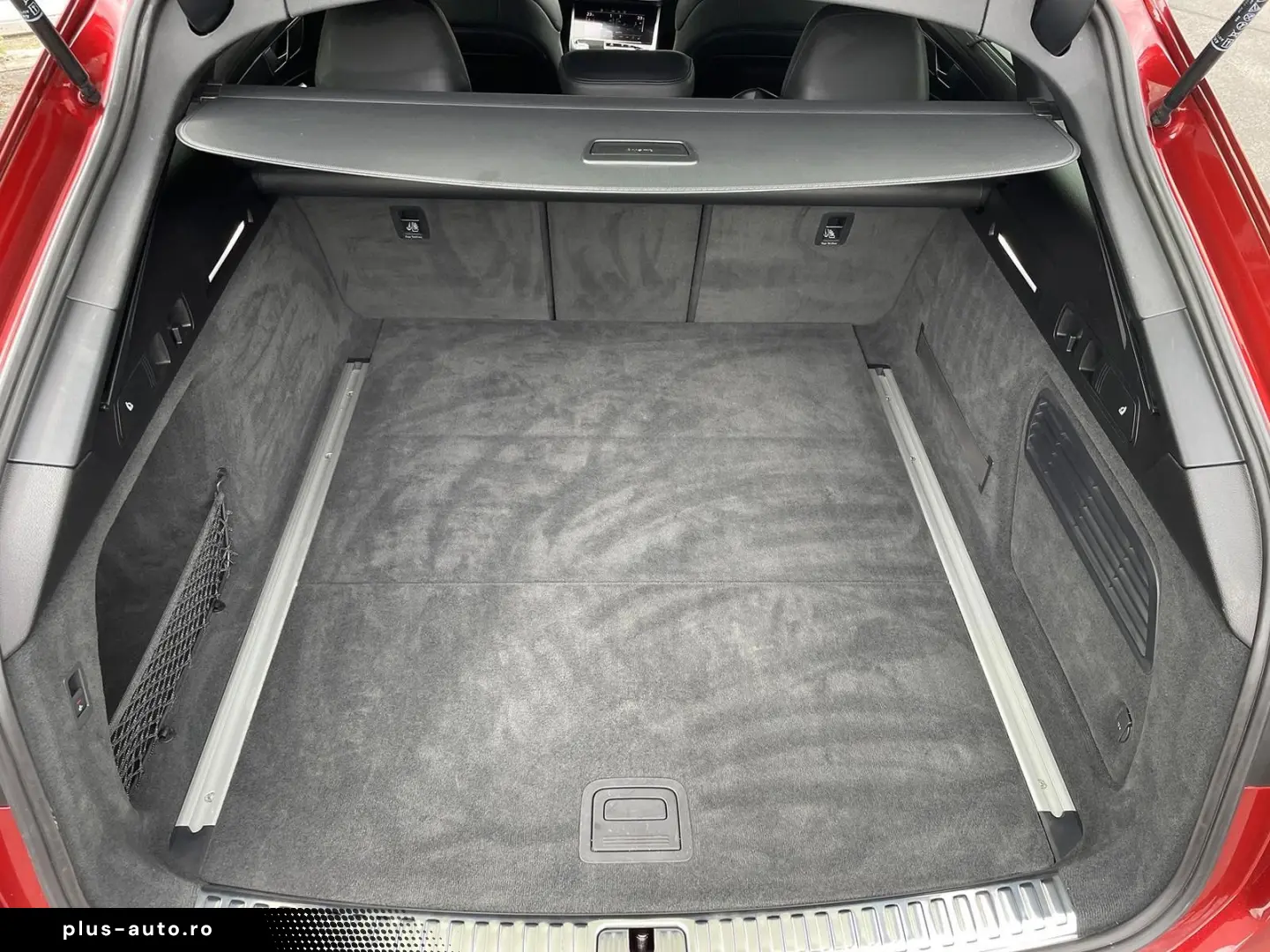 AUDI RS6 Avant quattro 4 0 V8 TFSI Panorama STANDHZ