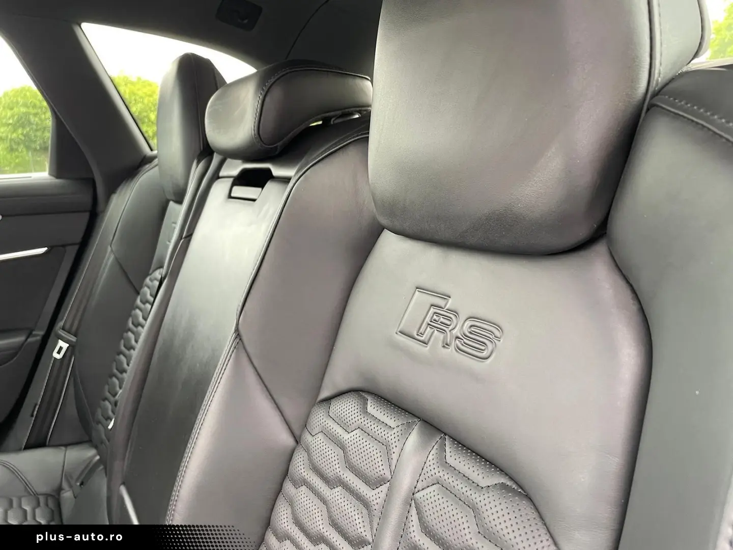 AUDI RS6 Avant quattro 4 0 V8 TFSI Panorama STANDHZ