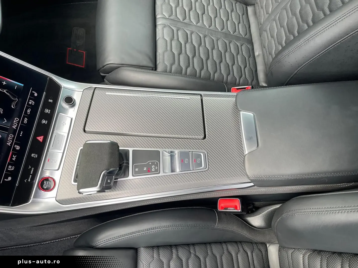 AUDI RS6 Avant quattro 4 0 V8 TFSI Panorama STANDHZ
