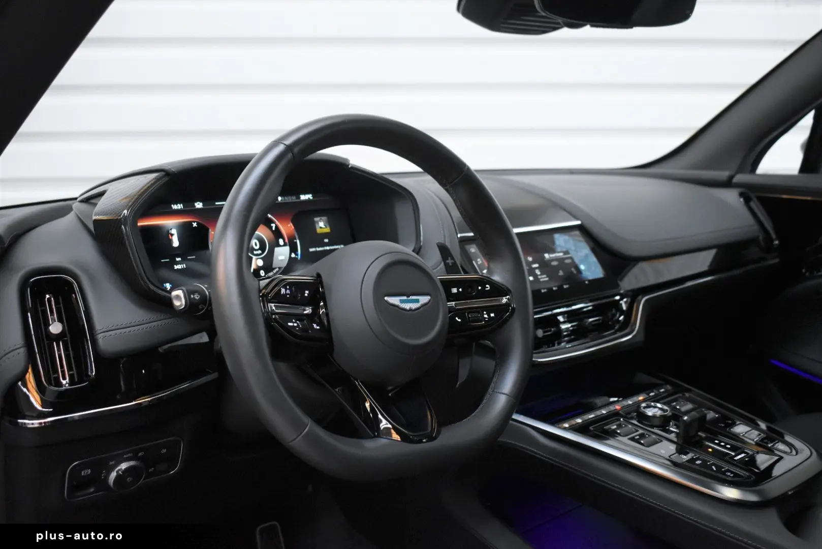 ASTON MARTIN DBX707 4.0 V8 Totwinkel 360