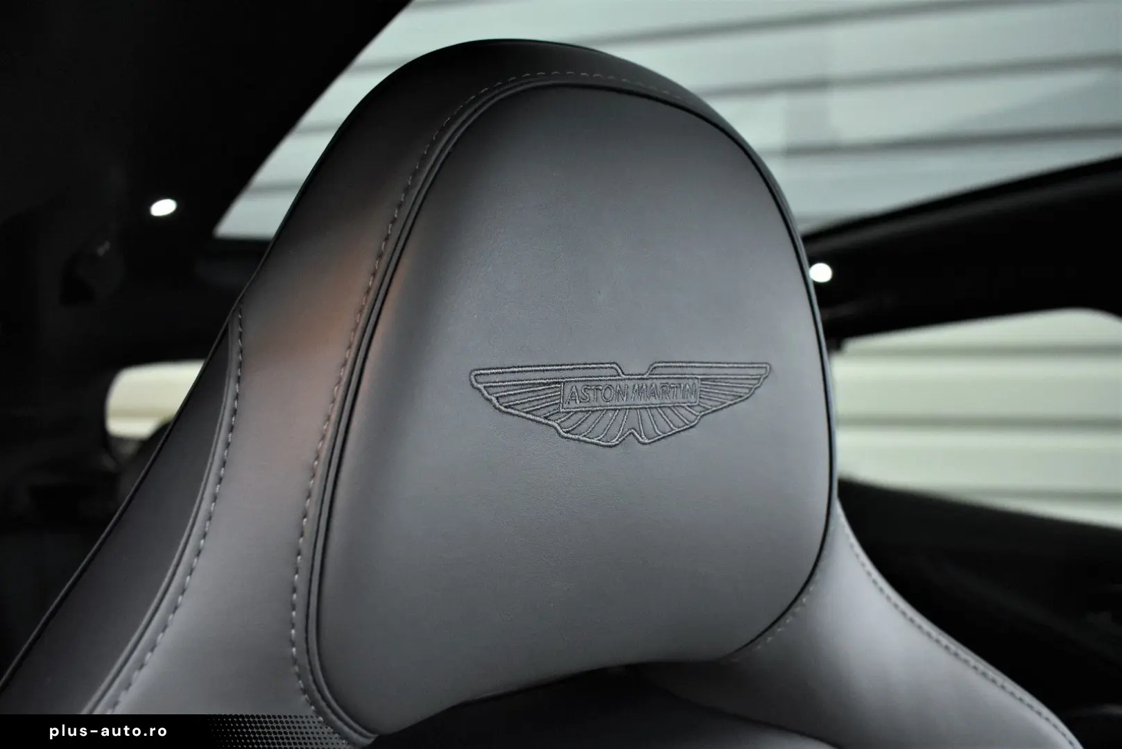 ASTON MARTIN DBX707 4.0 V8 Totwinkel 360