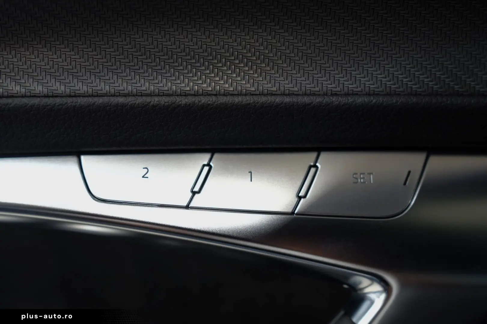AUDI RS6 Avant qu performance SPORTSITZE  LASER 22 LM