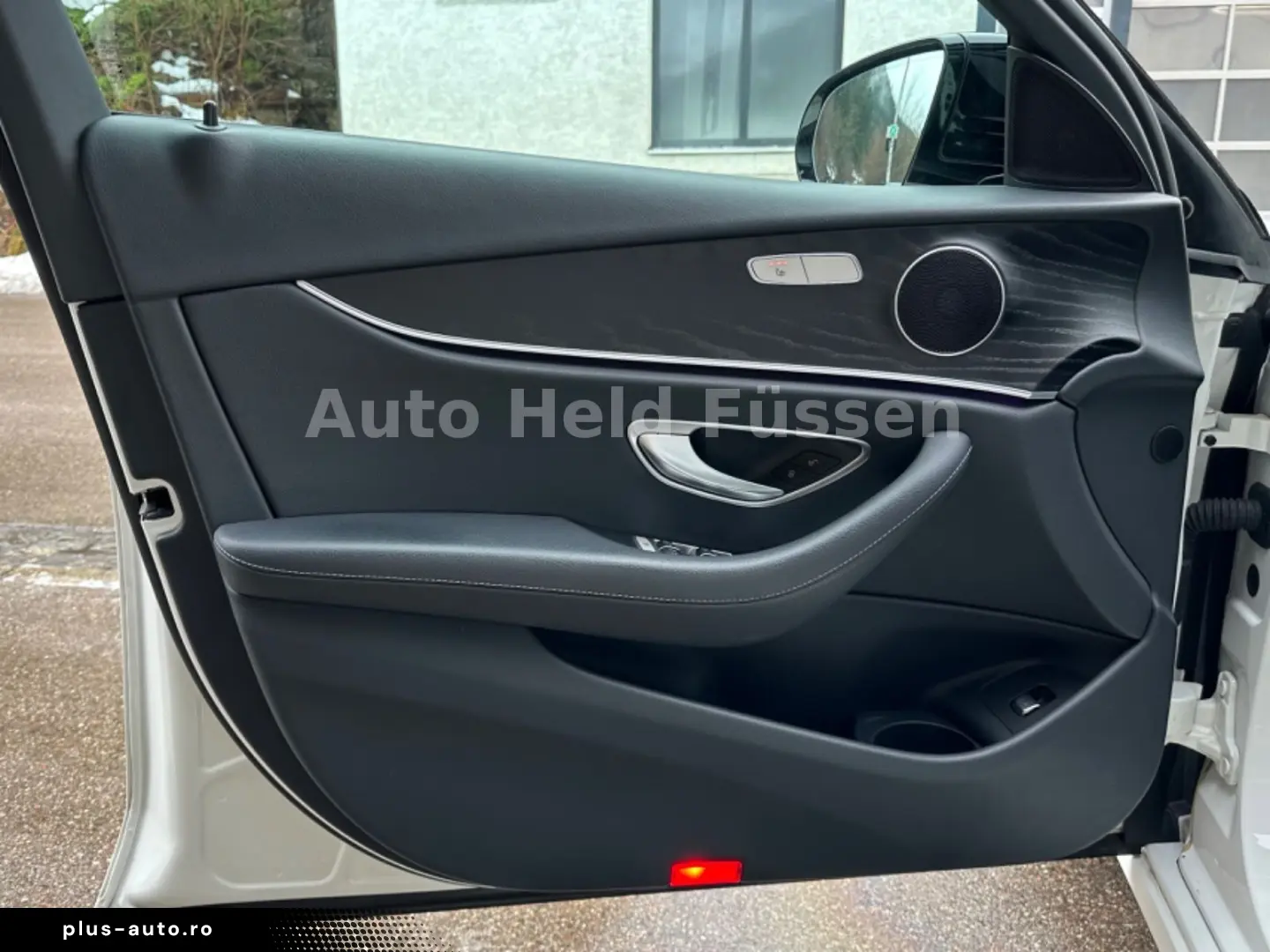MERCEDES-BENZ E200 Lim 4Matic NIGHT AUT LED KAM WIDE DISTR