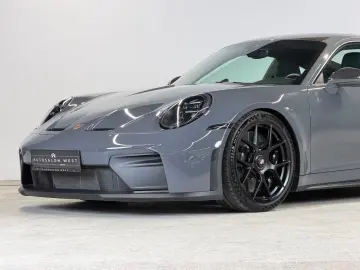 PORSCHE 992.2 GT3 Touring  Leichtbau  Ceramik