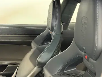 PORSCHE 992.2 GT3 Touring  Leichtbau  Ceramik