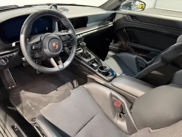 PORSCHE 992.2 GT3 Touring  Leichtbau  Ceramik