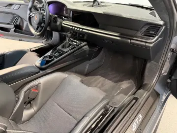 PORSCHE 992.2 GT3 Touring  Leichtbau  Ceramik