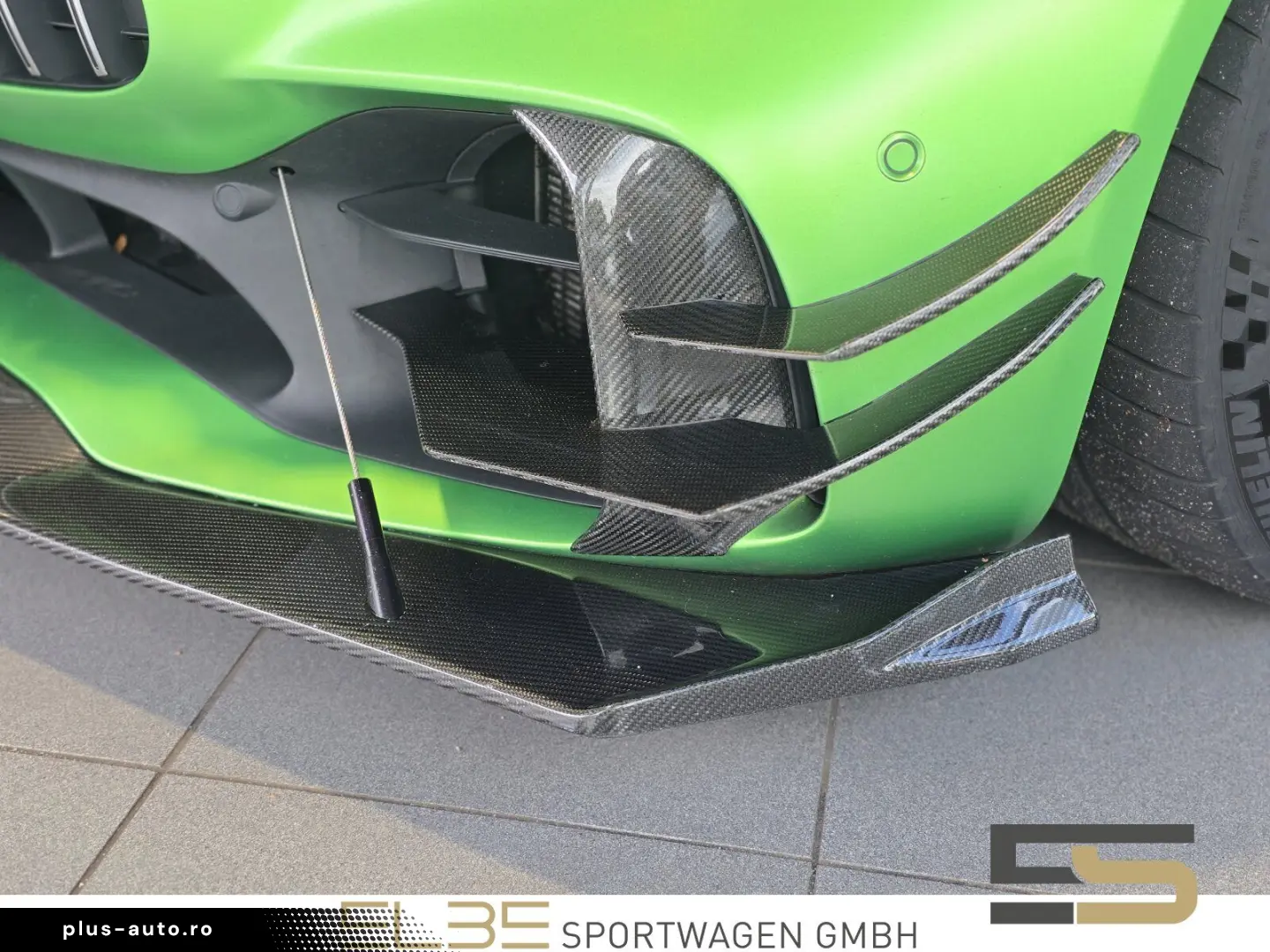 MERCEDES-BENZ AMG GT-R CARBON LIFT 850PS