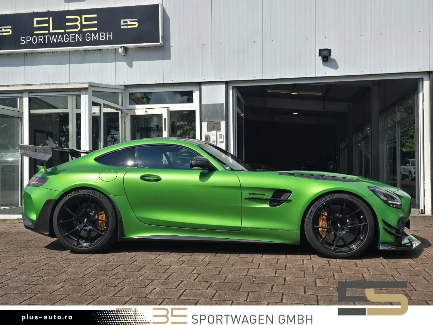 MERCEDES-BENZ AMG GT-R CARBON LIFT 850PS