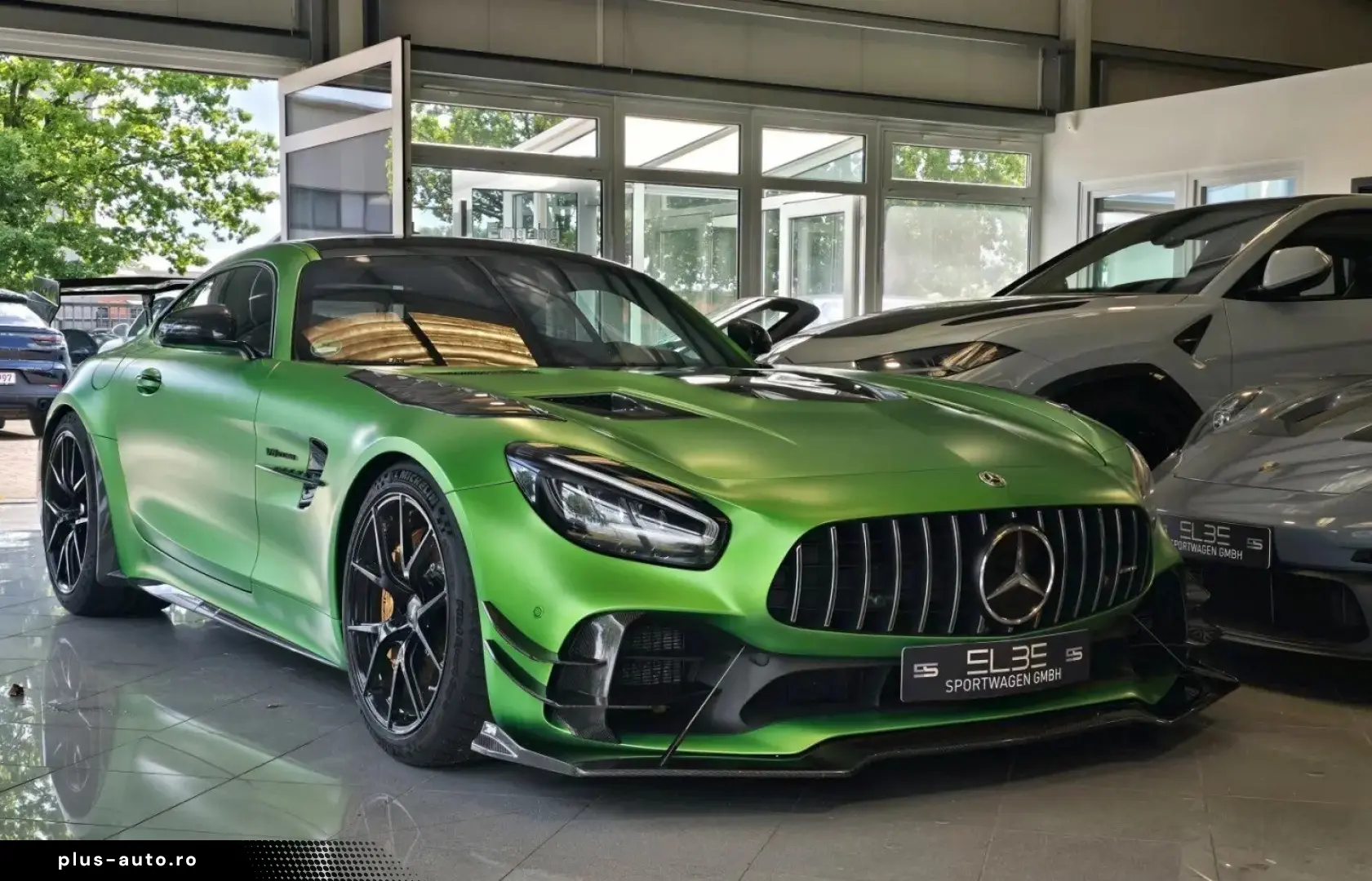 MERCEDES-BENZ AMG GT-R CARBON LIFT 850PS