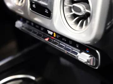 MERCEDES-BENZ G 450 AMG Line   EXCLUSIVE