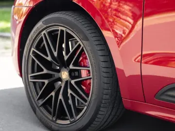 Porsche Macan GTS Carminot sports exhaust system Panorama