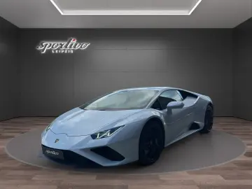 LAMBORGHINI Huracan EVO RWD  Akrapovic-Anlage  Lift