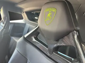 LAMBORGHINI Huracan EVO RWD Akrapovic  Lift