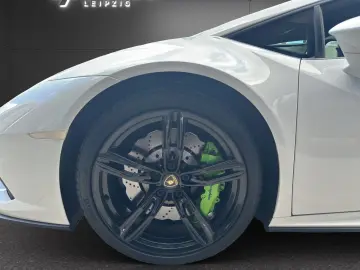 LAMBORGHINI Huracan EVO RWD Akrapovic  Lift