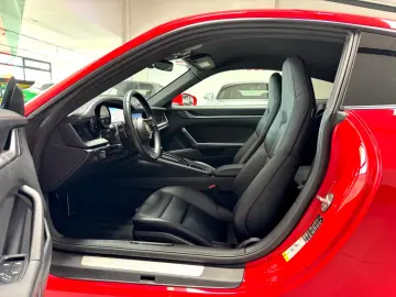 Porsche 992-911 CARRERA COUPE SPORTS SEATS PASM BOSE 21
