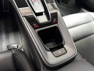 Porsche 992-911 CARRERA COUPE SPORTS SEATS PASM BOSE 21