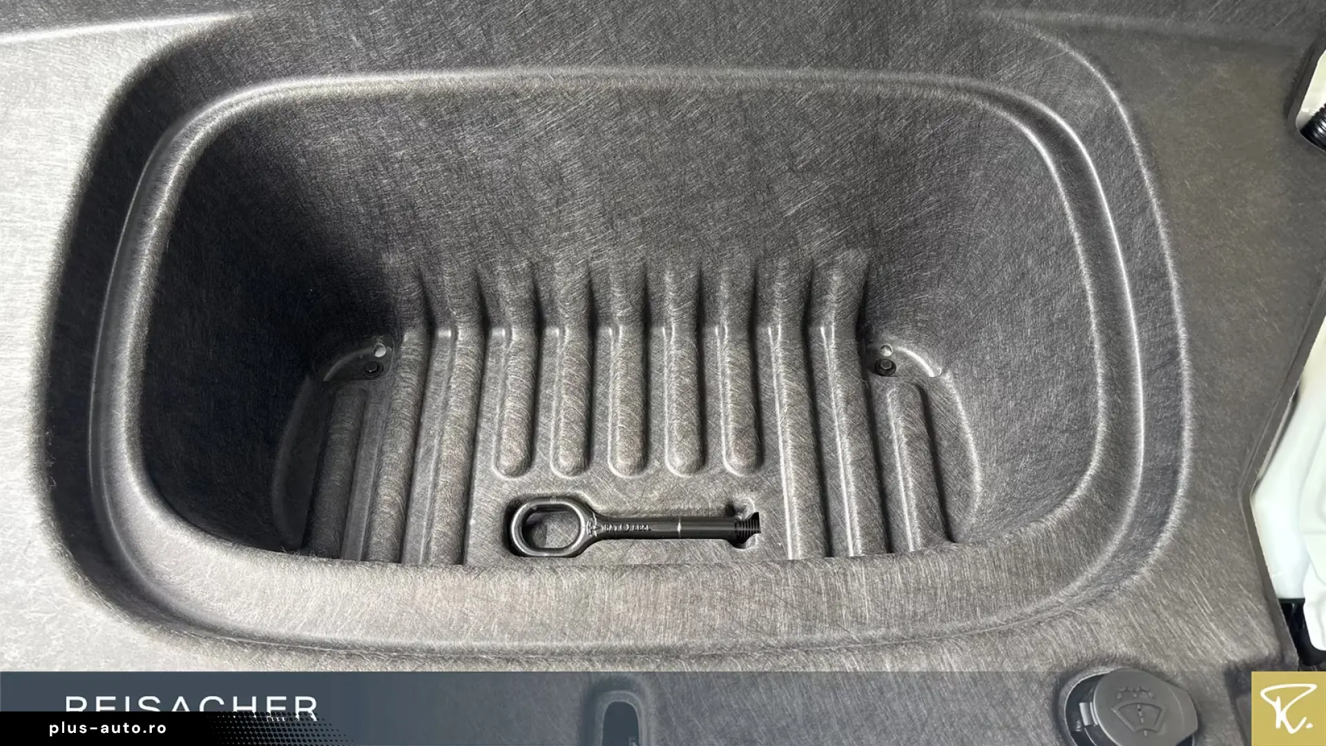 Tesla Model Y RWD