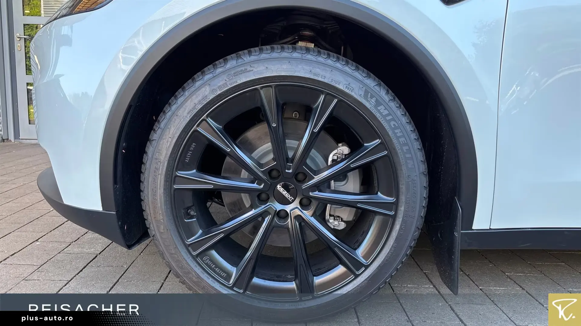Tesla Model Y RWD