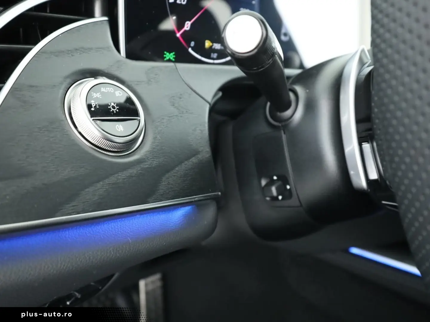 MERCEDES-BENZ E 220 d Limousine  360  ACC AHK AUT DynLicht
