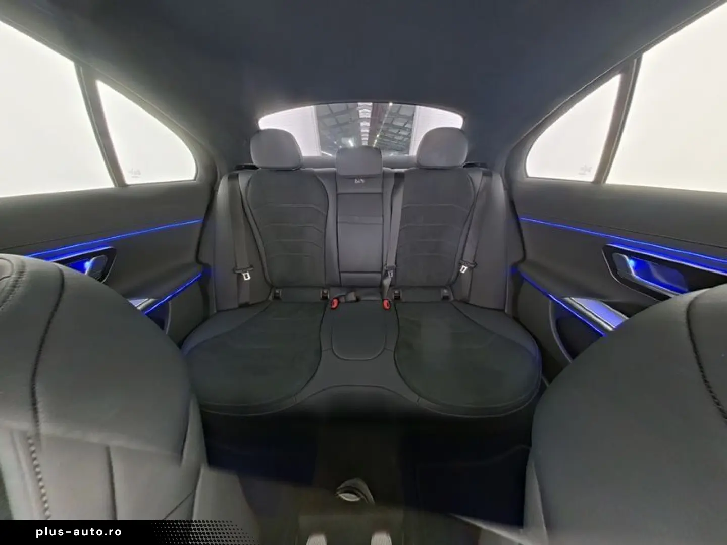 MERCEDES-BENZ E 220 d AMG Night 360  MBUX Distr Supe&hellip;