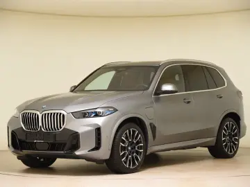 BMW X5 xDrive50e M Sport HUD LED ACC Pano H&K AHK