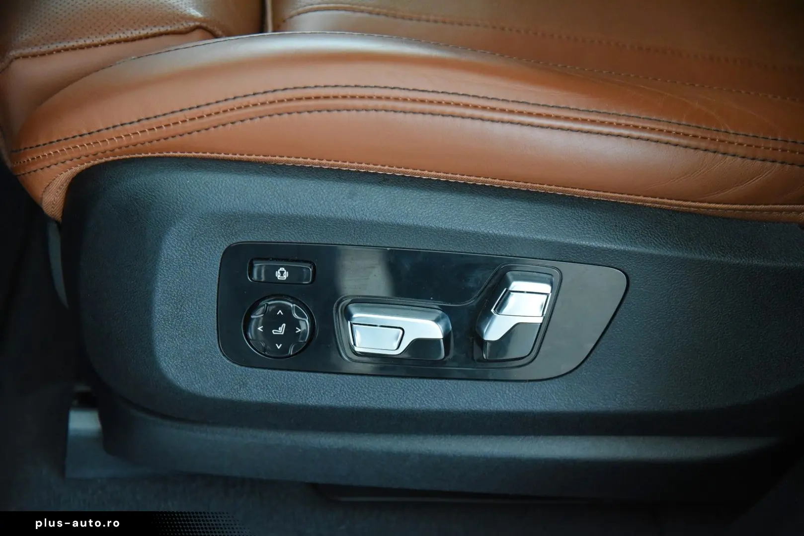 BMW X5 xDrive50e M Sport HUD LED ACC Pano H&K AHK